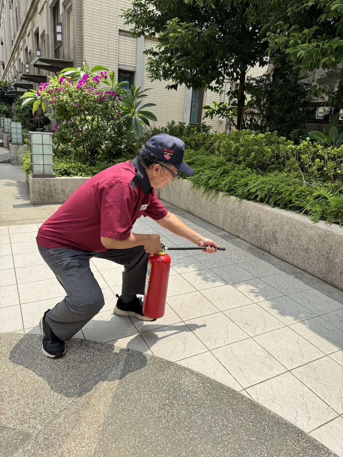 中壢社區住宅清晨火警 保全英勇滅火化解延燒危機 S 219406424