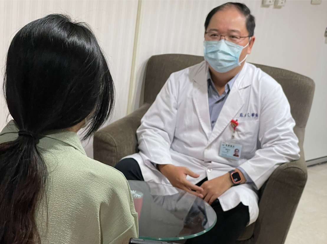 部桃醫、照服員分享失智者照護秘訣 減輕照顧者壓力 S 25837684