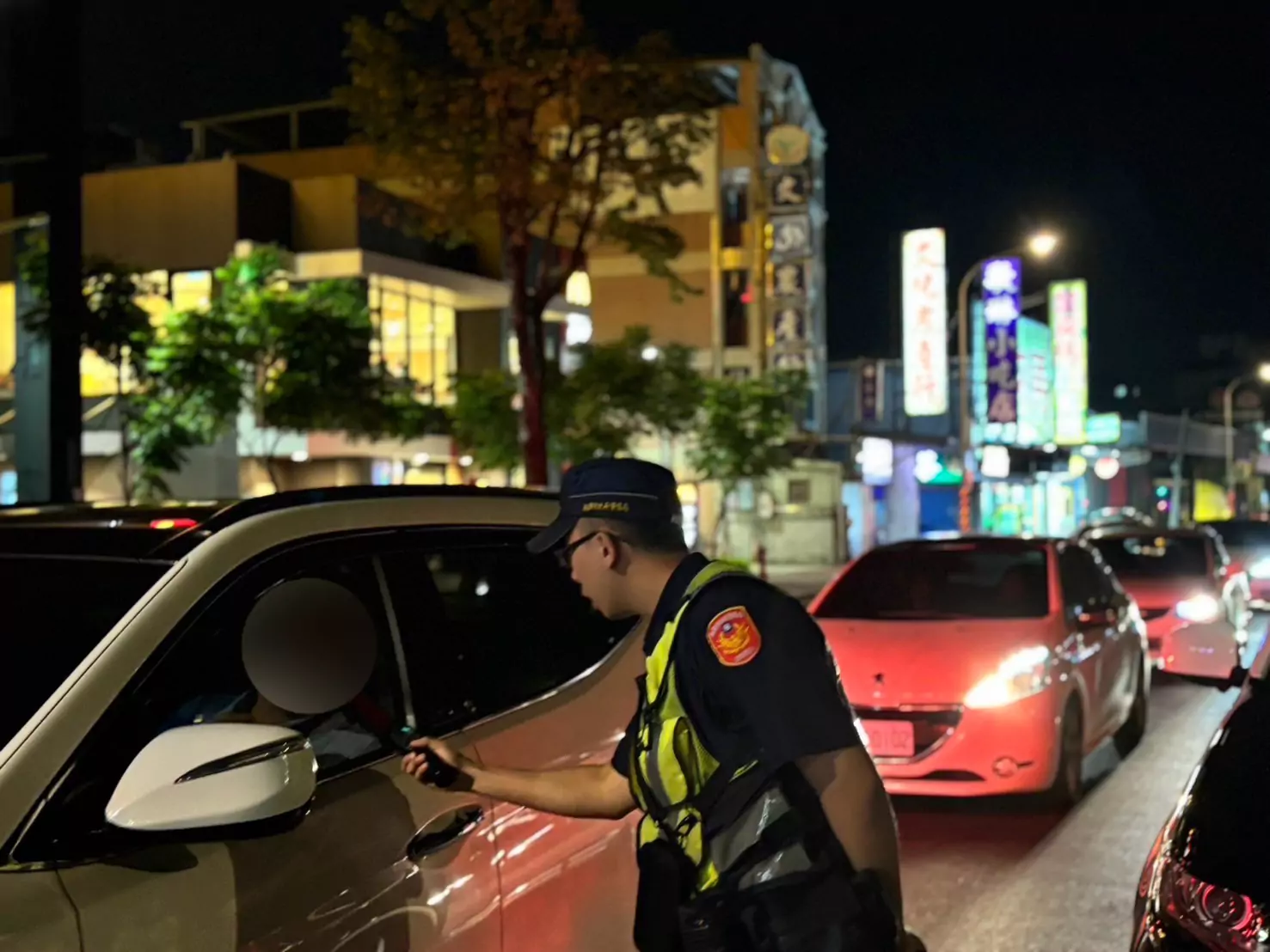 龜山警強力執行雷霆除暴 守護民眾生活安寧 龜山警強力執行雷霆除暴 守護民眾生活安寧