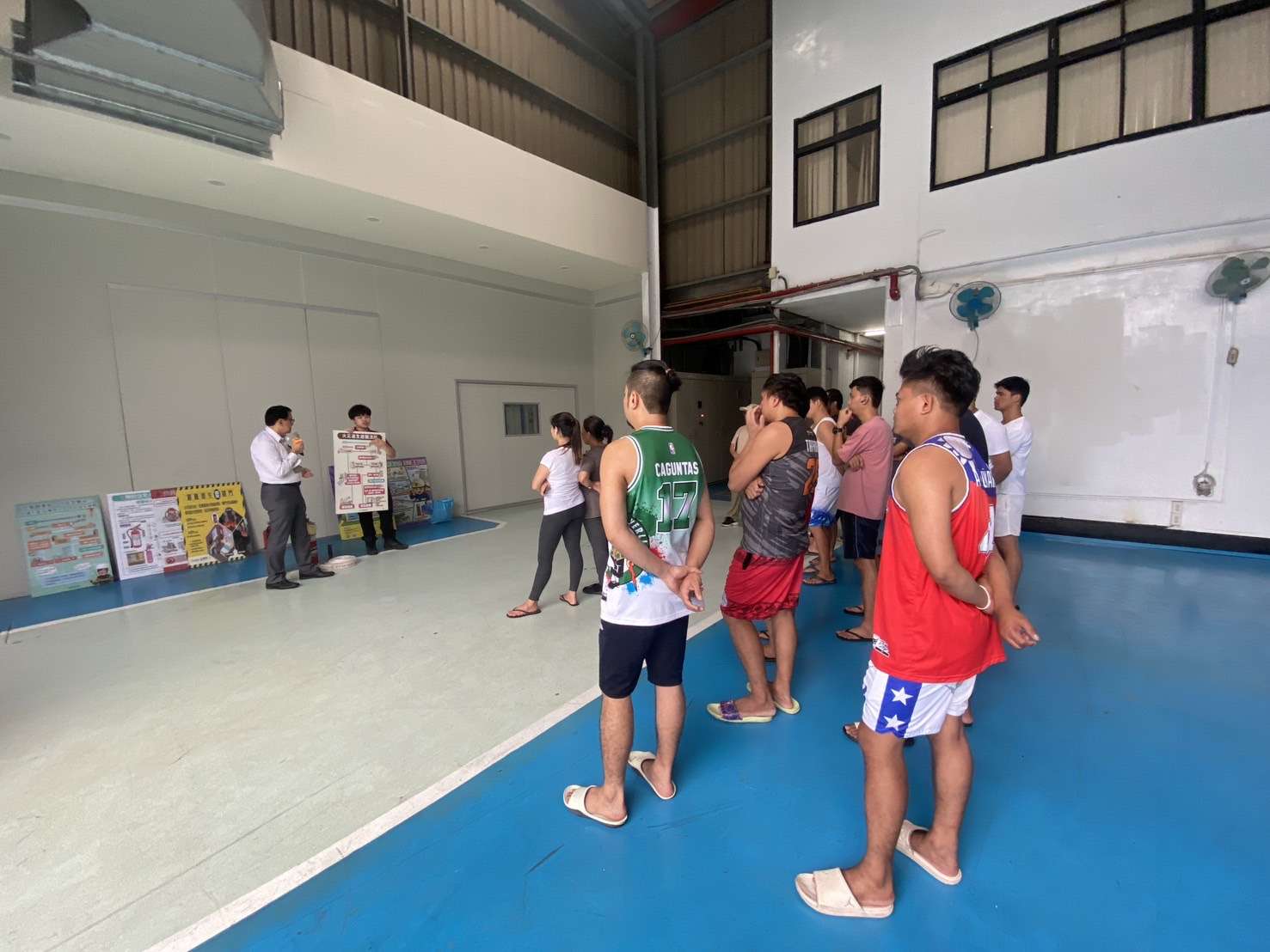 龍潭消防分隊前進工廠宿舍 強化移工防火觀念 S 52461655