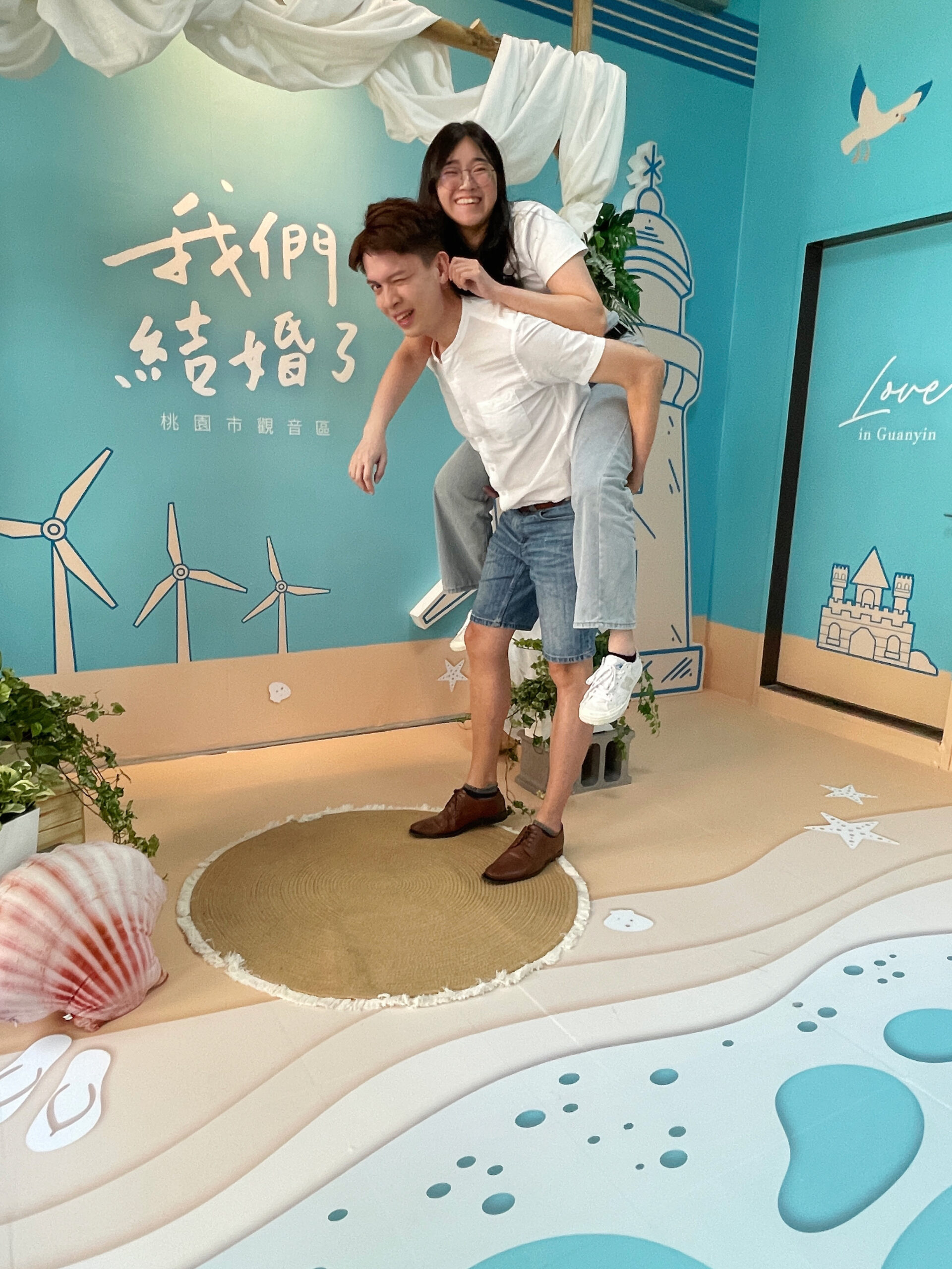 觀音戶所打造「希臘海島風」拍照背板 吸引新人搶拍 結婚專區示意3 0 scaled