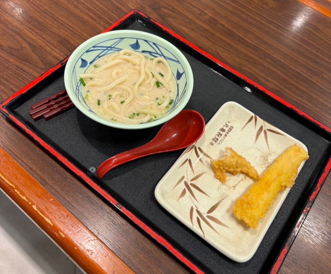 【有片】用餐到一半去如廁 烏龍麵竟遭偷吃