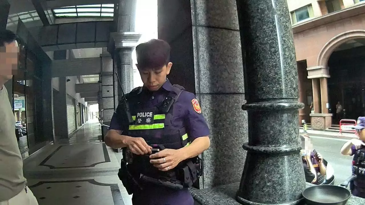 男子酒後擾民遭勸離 不服嗆警遭強制逮捕 786287 0
