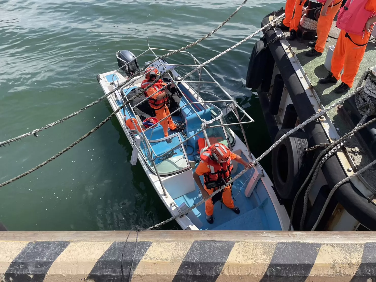 海巡端午節加強監控 查獲中國籍男子非法入境 海巡端午節加強監控 查獲中國籍男子非法入境