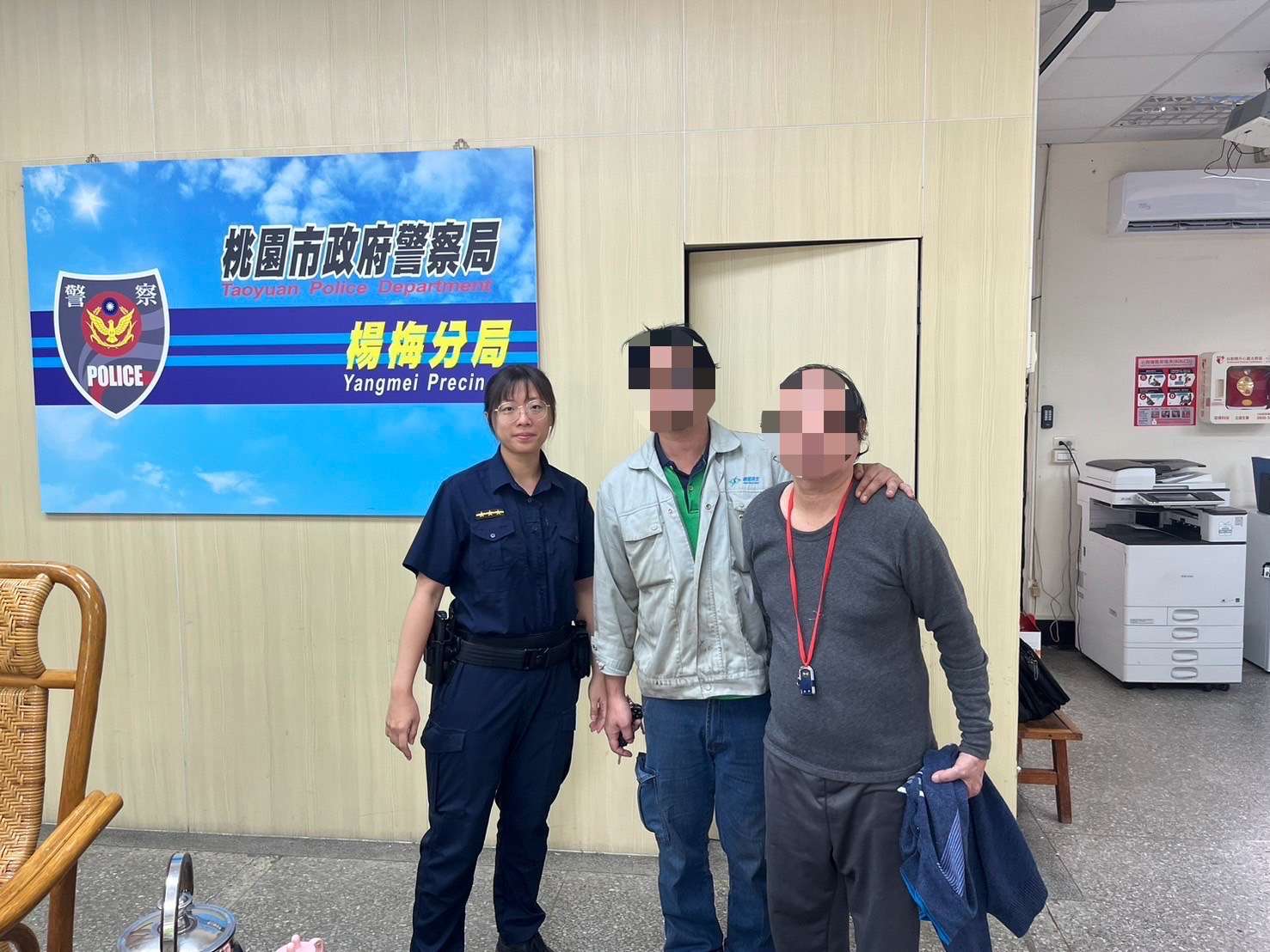失智6旬翁派出所前排徊 楊梅警暖心助返家 S 17039385