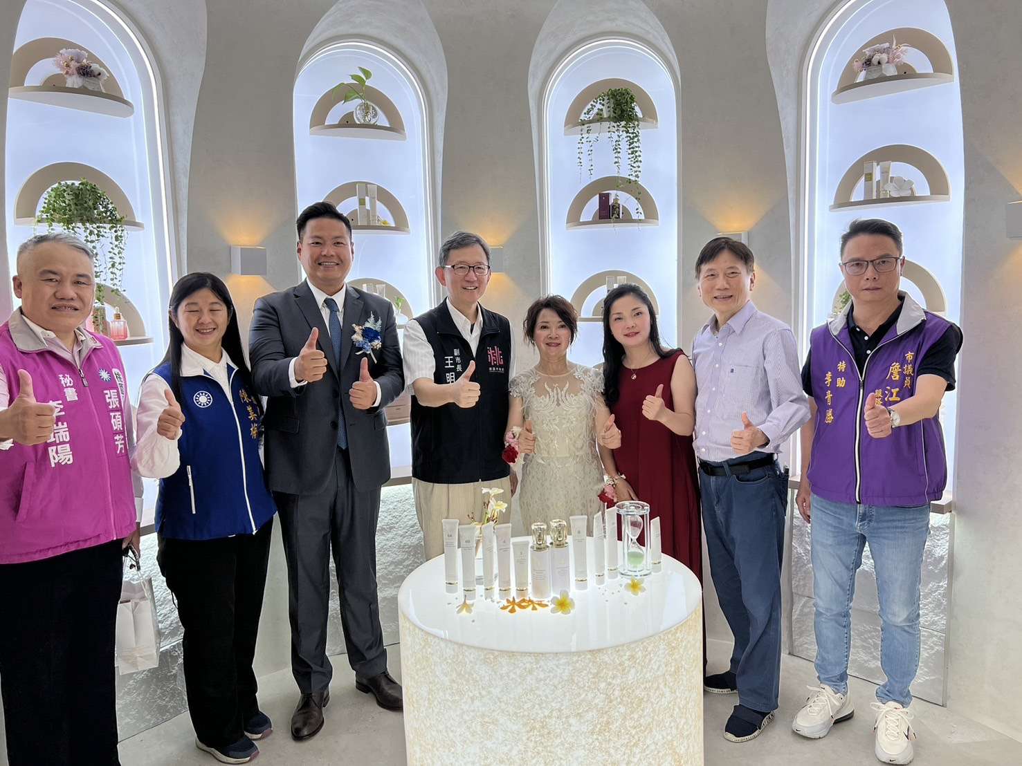 出席伊絲碧媞桃園總公司喬遷開幕 王明鉅:為桃市帶來更多就業機會 S 215048238