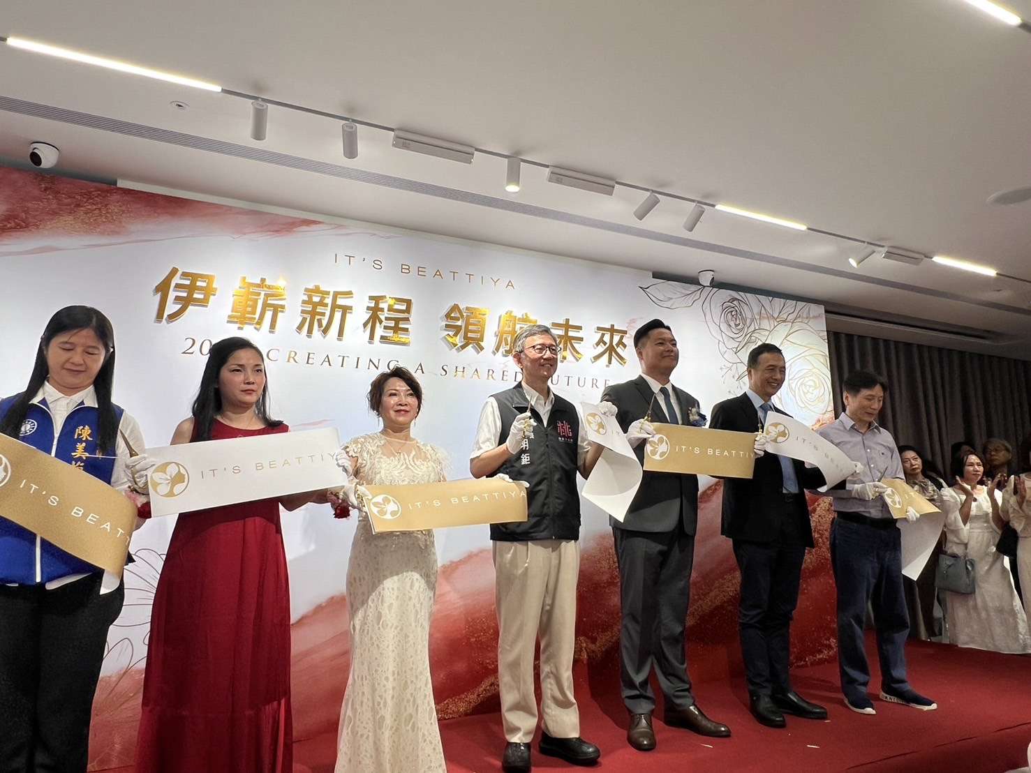 出席伊絲碧媞桃園總公司喬遷開幕 王明鉅:為桃市帶來更多就業機會 S 215048247