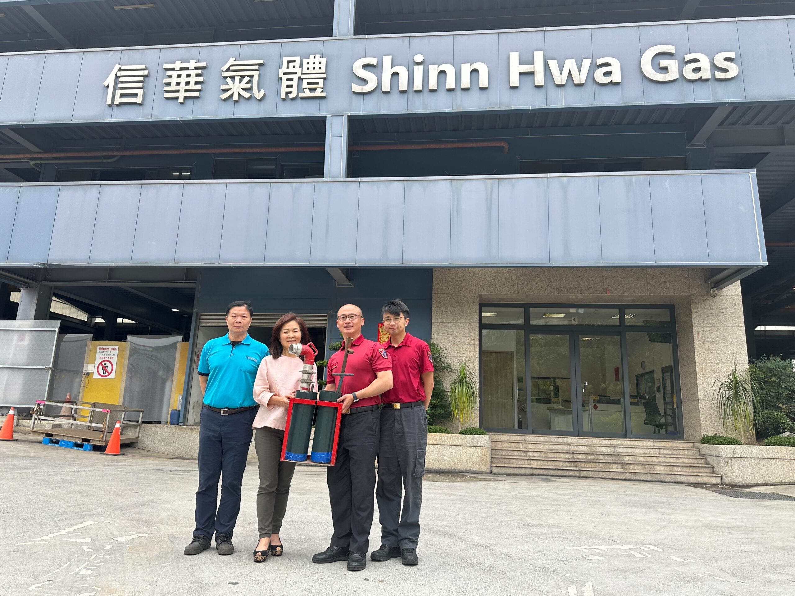 在地企業當桃消龜山分隊最強後盾 鋼瓶架變身「水查置物架」 S 61693954 0 0 scaled