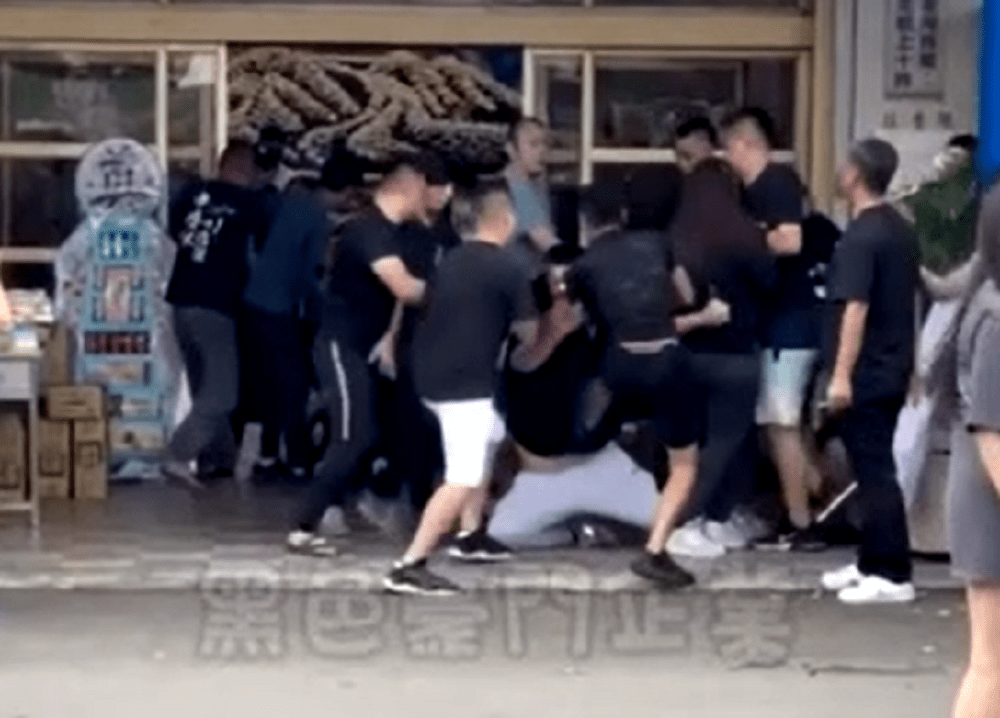告別式現場大打出手 壢警逮6人送辦 h5d4h5d