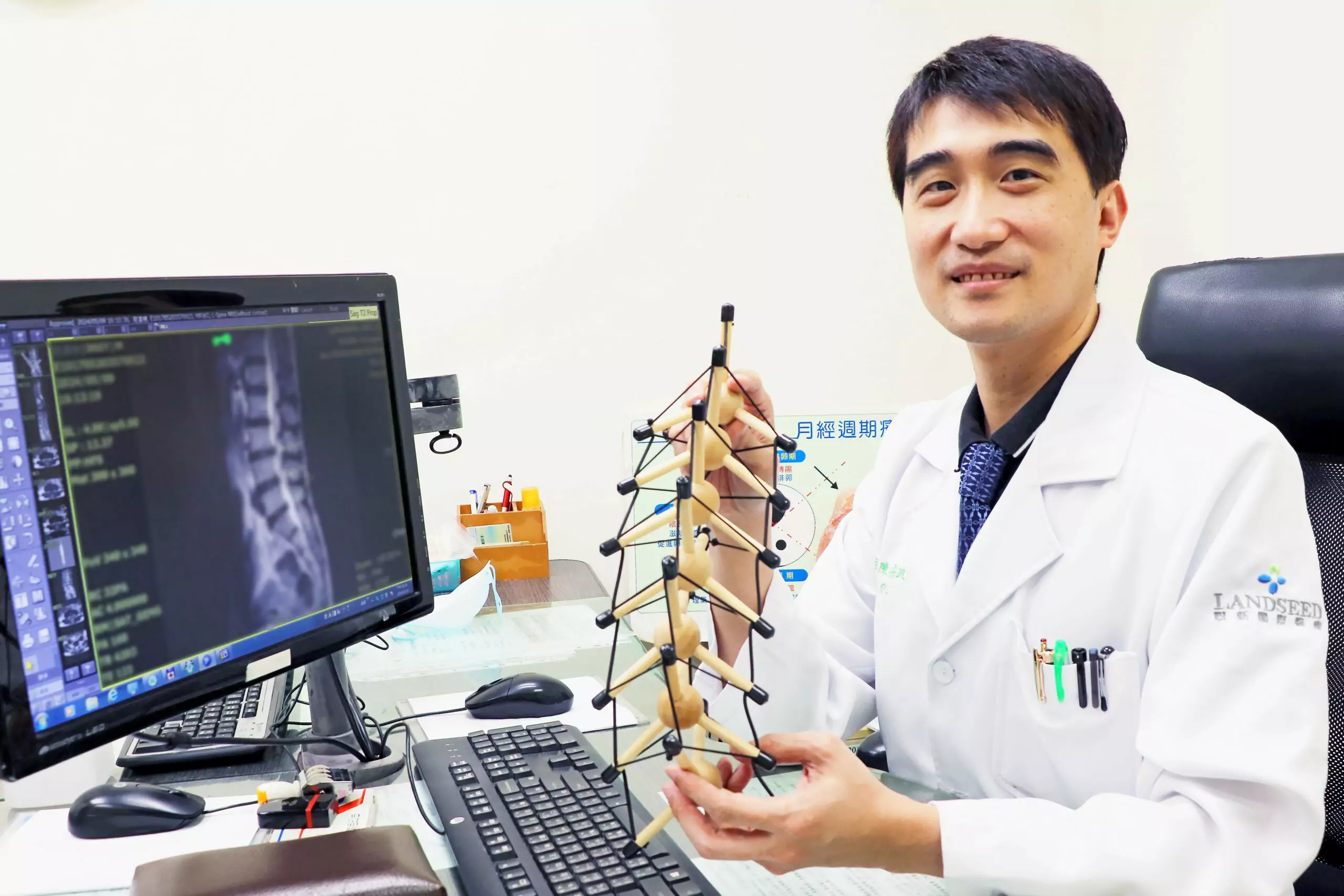不用開刀!他椎間盤破裂痛到走不動 聯新國際醫靠這招改善 不用開刀!他椎間盤破裂痛到走不動 聯新國際醫靠這招改善