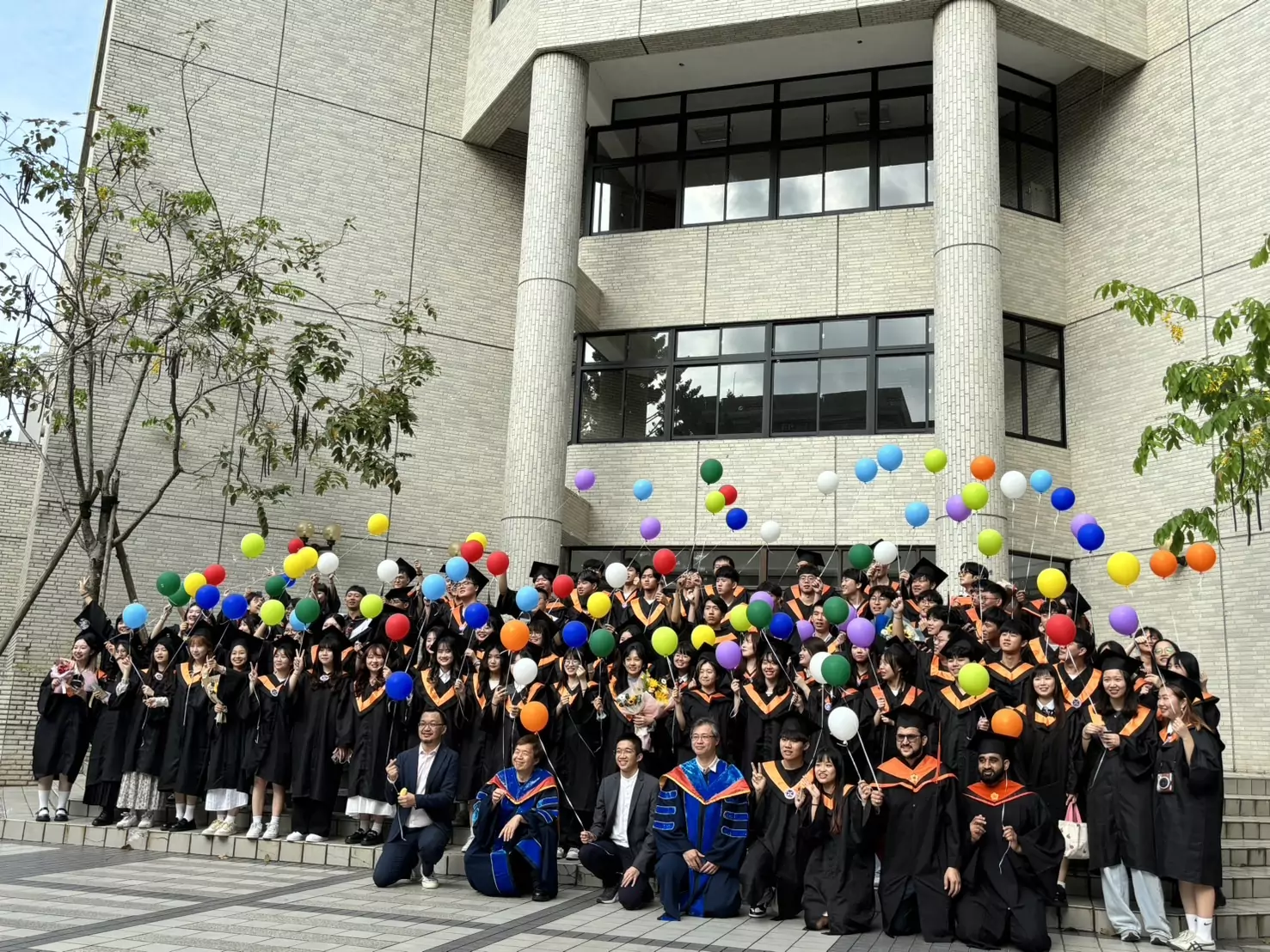 元智大學畢典登場 校長廖慶榮贈畢業生這4個字 元智大學畢典登場 校長廖慶榮贈畢業生這4個字