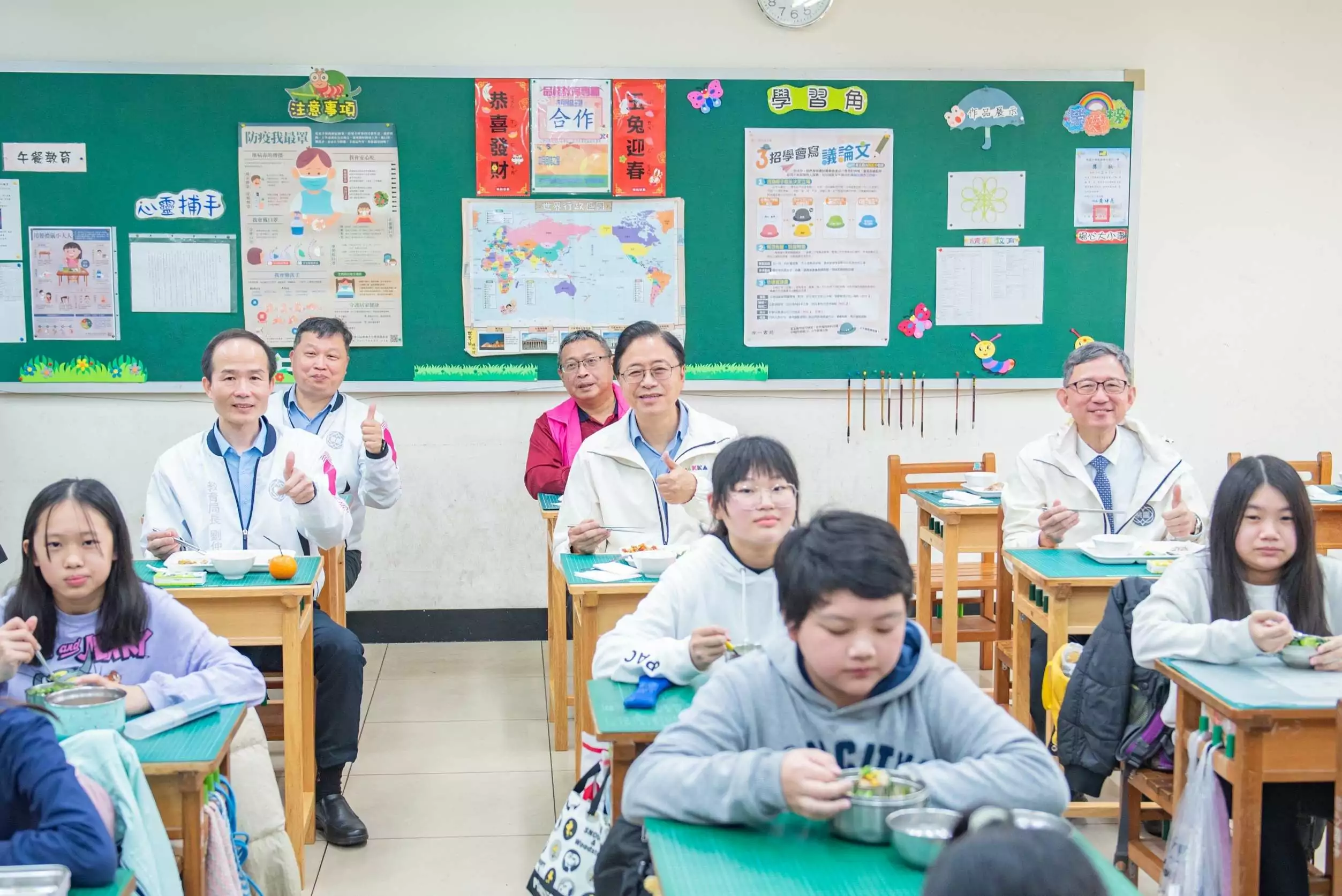 專訪/桃園教育局推國中小免費營養午餐、代理教師全聘期 師生反應曝 專訪/桃園教育局推國中小免費營養午餐、代理教師全聘期 師生反應曝