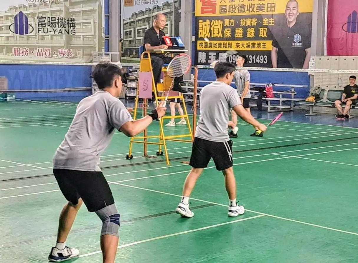 「蘆警盃羽球賽」熱血開打 青少年齊聚切磋球技 「蘆警盃羽球賽」熱血開打 青少年齊聚切磋球技