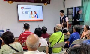 蘆竹警前進外社里 深化警民溝通