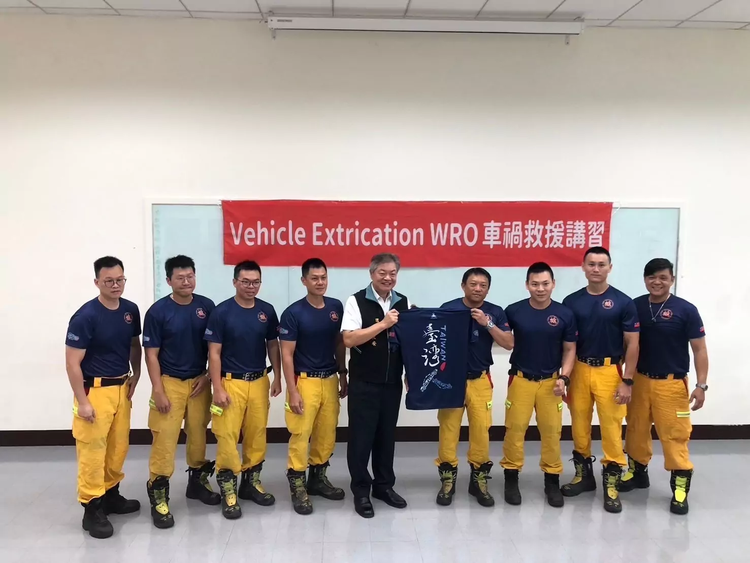 桃消備戰世界車禍救援挑戰賽 國外教官助培養團隊默契 桃消備戰世界車禍救援挑戰賽 國外教官助培養團隊默契