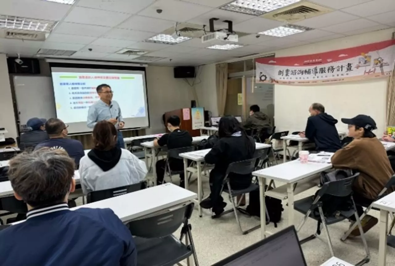 勞動部桃竹苗分署扶植微型創業家 她圓夢自創護膚品牌 S 133022371