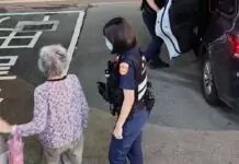老婦深夜迷途呆站路旁 龜山警暖心助團圓 老婦深夜迷途呆站路旁 龜山警暖心助團圓