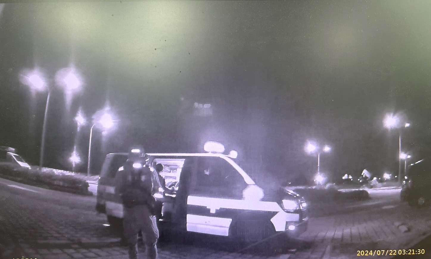 女患憂鬱症深夜漁港散心 楊梅警暖心陪伴開導送醫 S 66134042