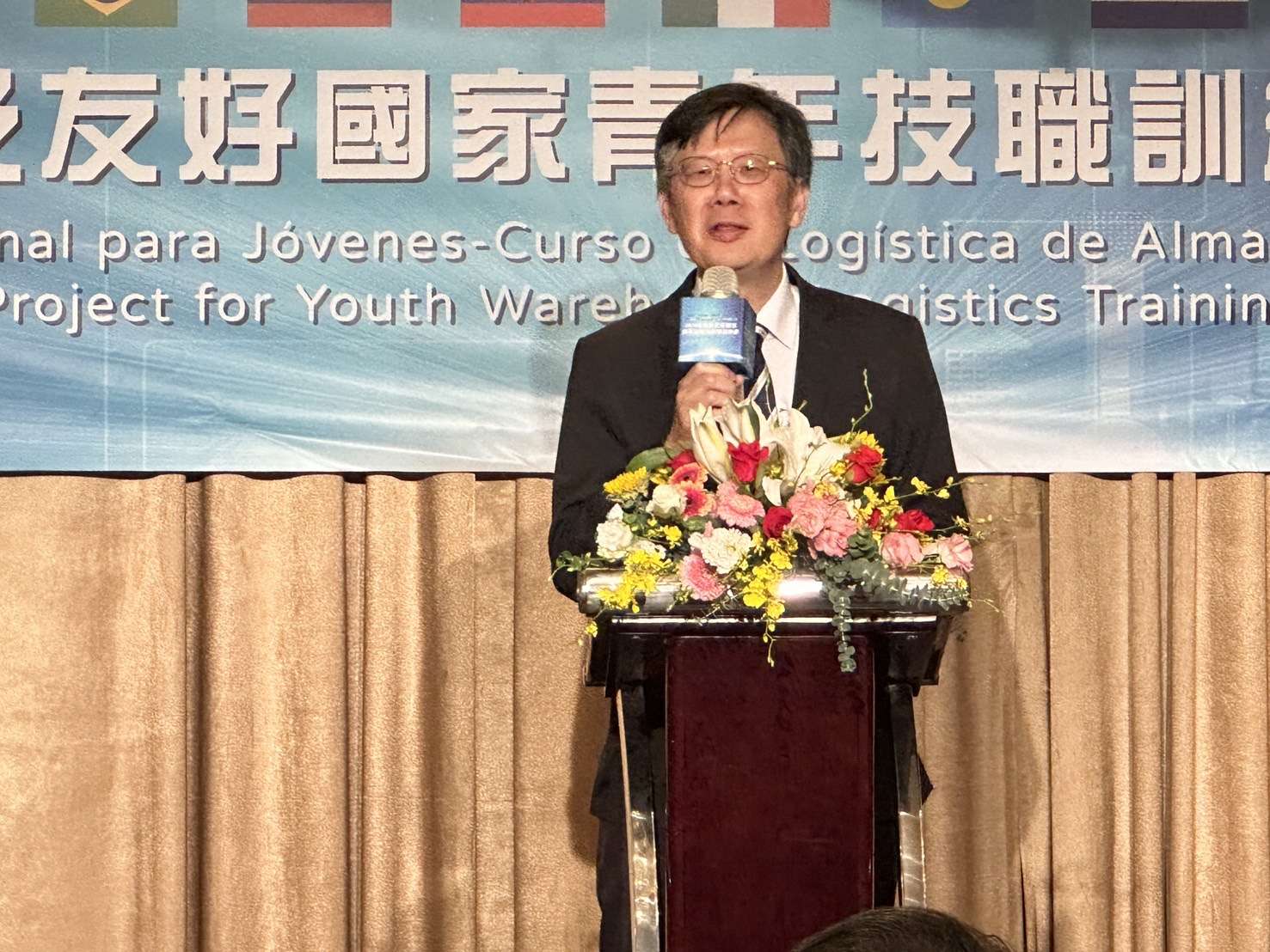 勞動部桃竹苗分署「倉儲物流班」開訓　9友邦21學員來台參加