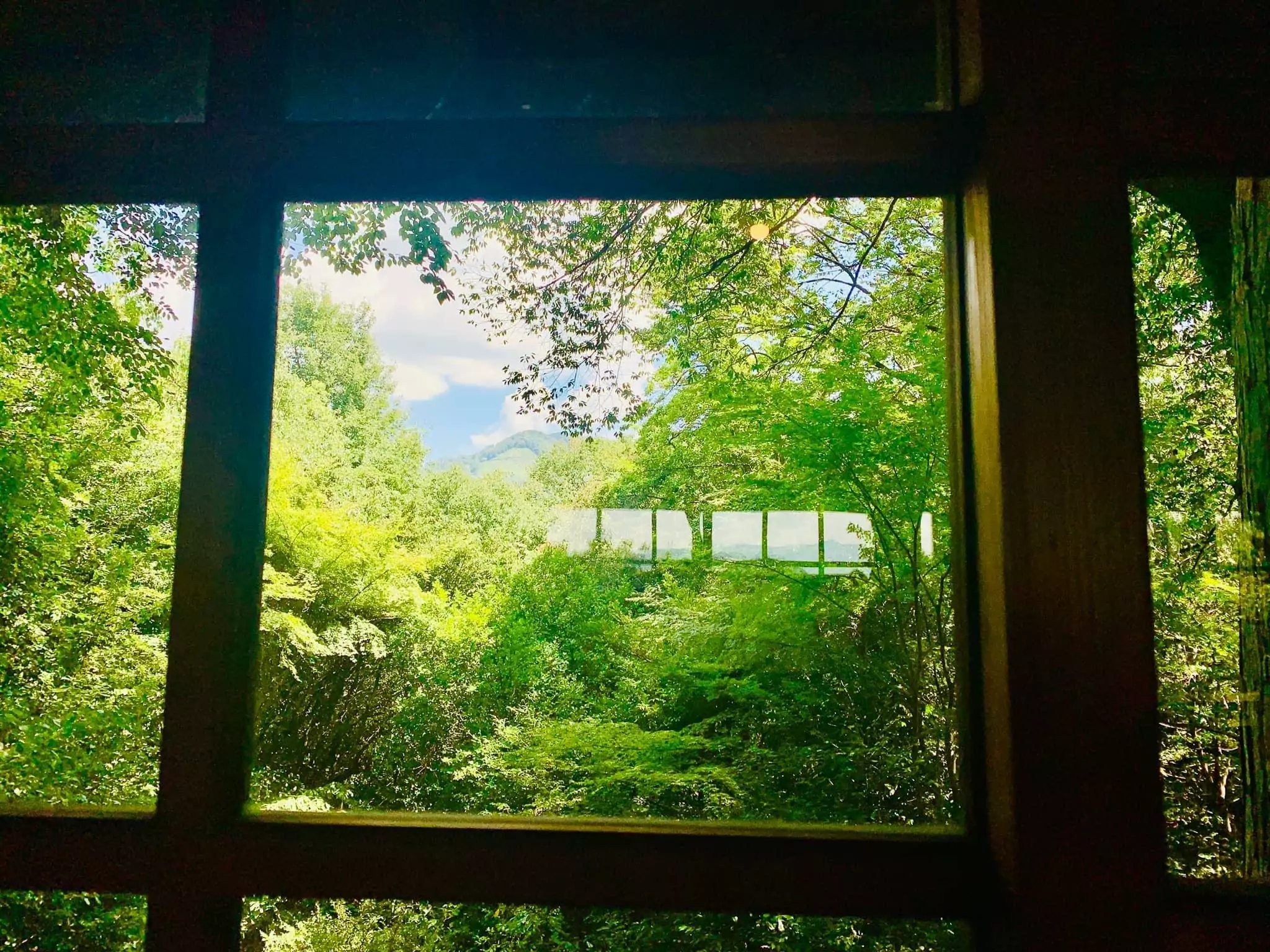 副刊/幸福的所在——寫給十七歲的小女孩 fgkkf4