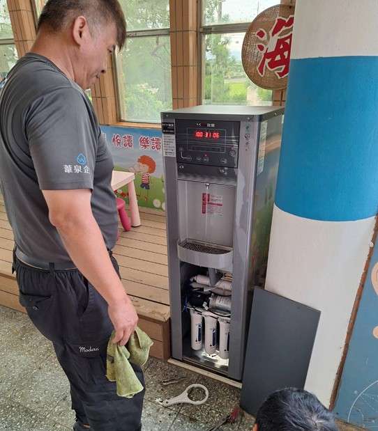 桃園教育局補助73校添購、修繕飲水機 鼓勵師生多喝白開水 messageImage 1721711276017