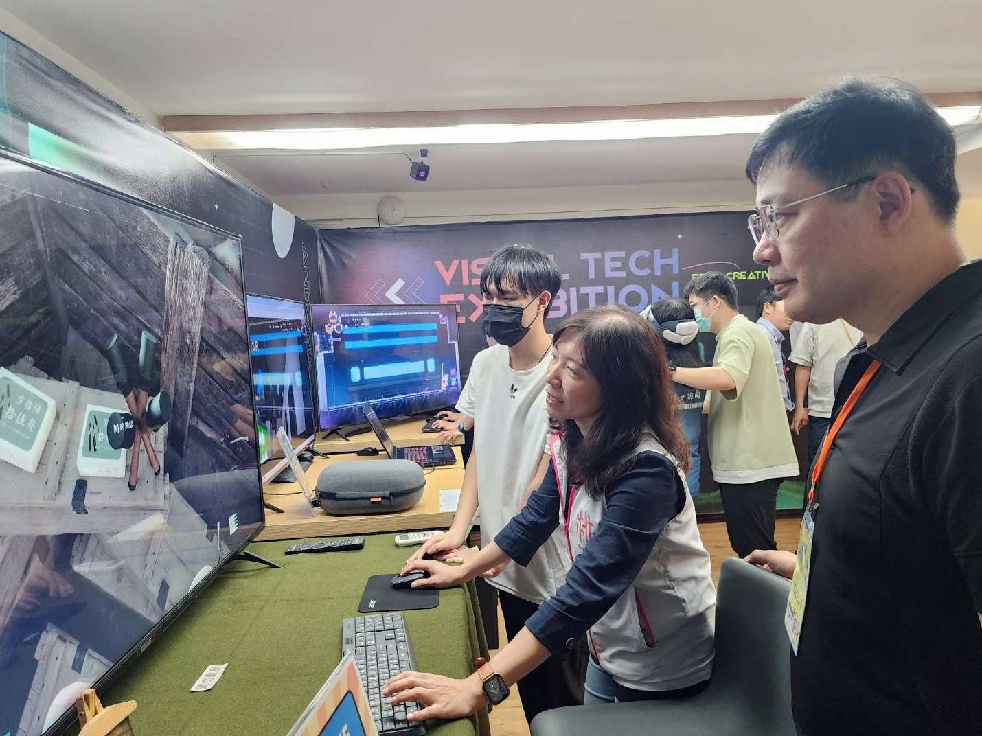 龍華科大前進桃園安東青創基地 展示得獎遊戲作品 桃青年局攜手龍華科大 安東青創基地展出遊戲作品要你好看 4