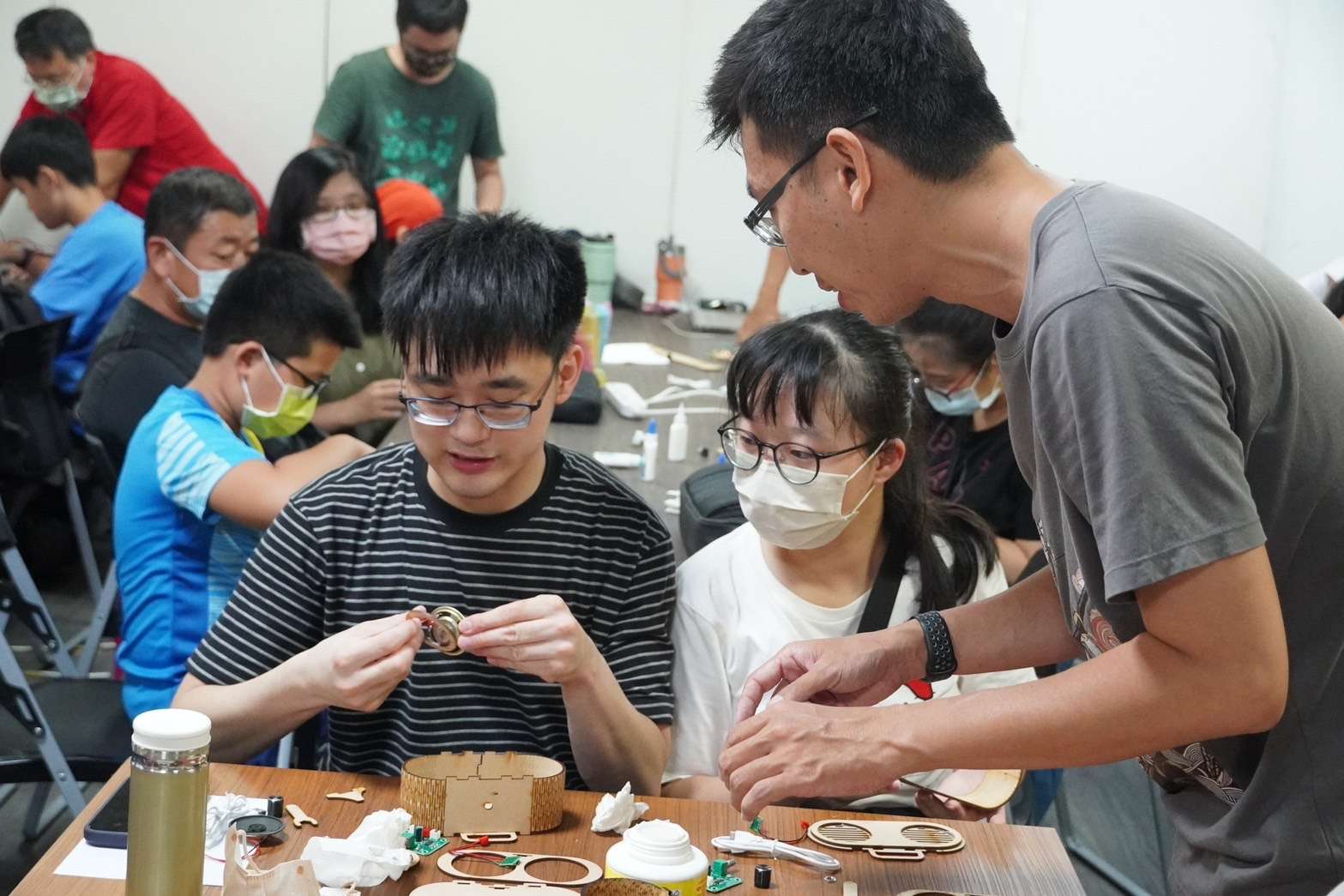 首波名額秒殺!桃園青年局第二波親子創客課程7/31報名開跑 親子DIY製作藍芽喇叭 0