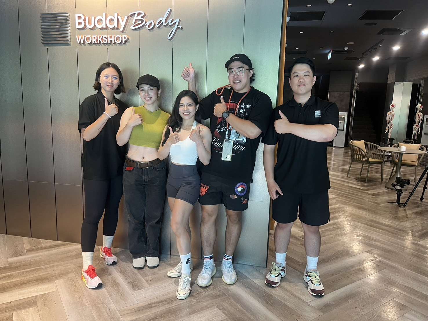 Buddy Body運動按摩x身心療癒 Treat your Body as your Buddy 1 9