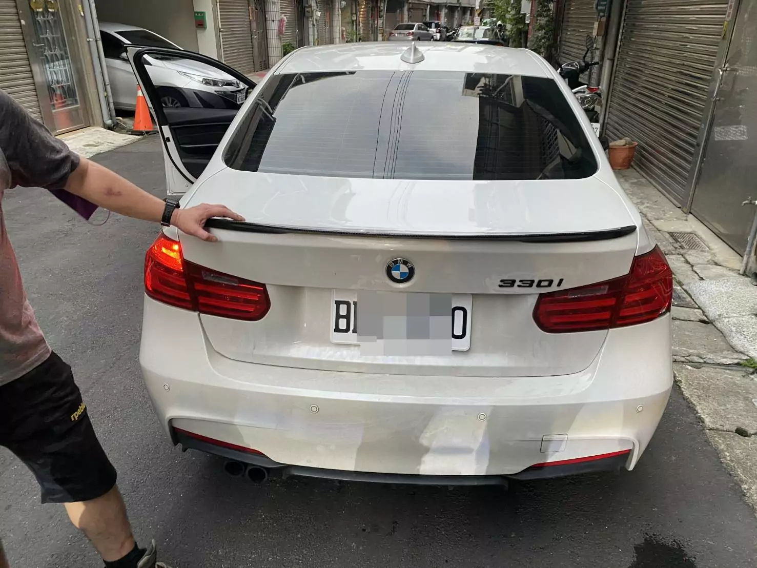 罰怕了!男子掛假車牌連三次被逮求饒:以後不敢了 罰怕了!男子掛假車牌連三次被逮求饒:以後不敢了