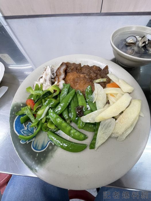 自助餐這樣要120!網友:刷新我的三觀