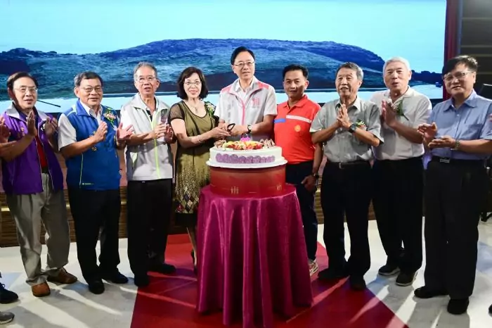 中壢張廖簡宗親會理事長高票連任 張善政親自祝賀 中壢張廖簡宗親會理事長高票連任 張善政親自祝賀