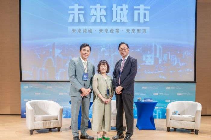 張善政出席天下城市高峰論壇 分享「以智慧科技解決城市問題」 20240808204755269