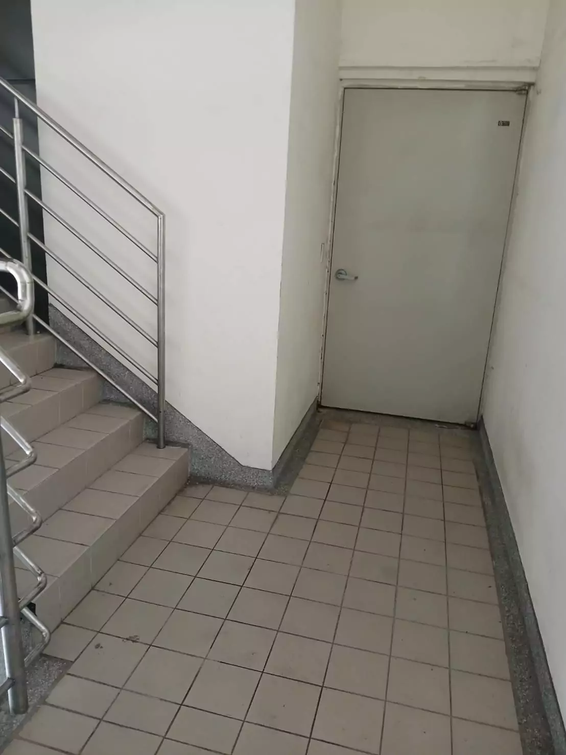 A9站樓梯間變街友之家?桃捷回應揭真相 20240808 08092531