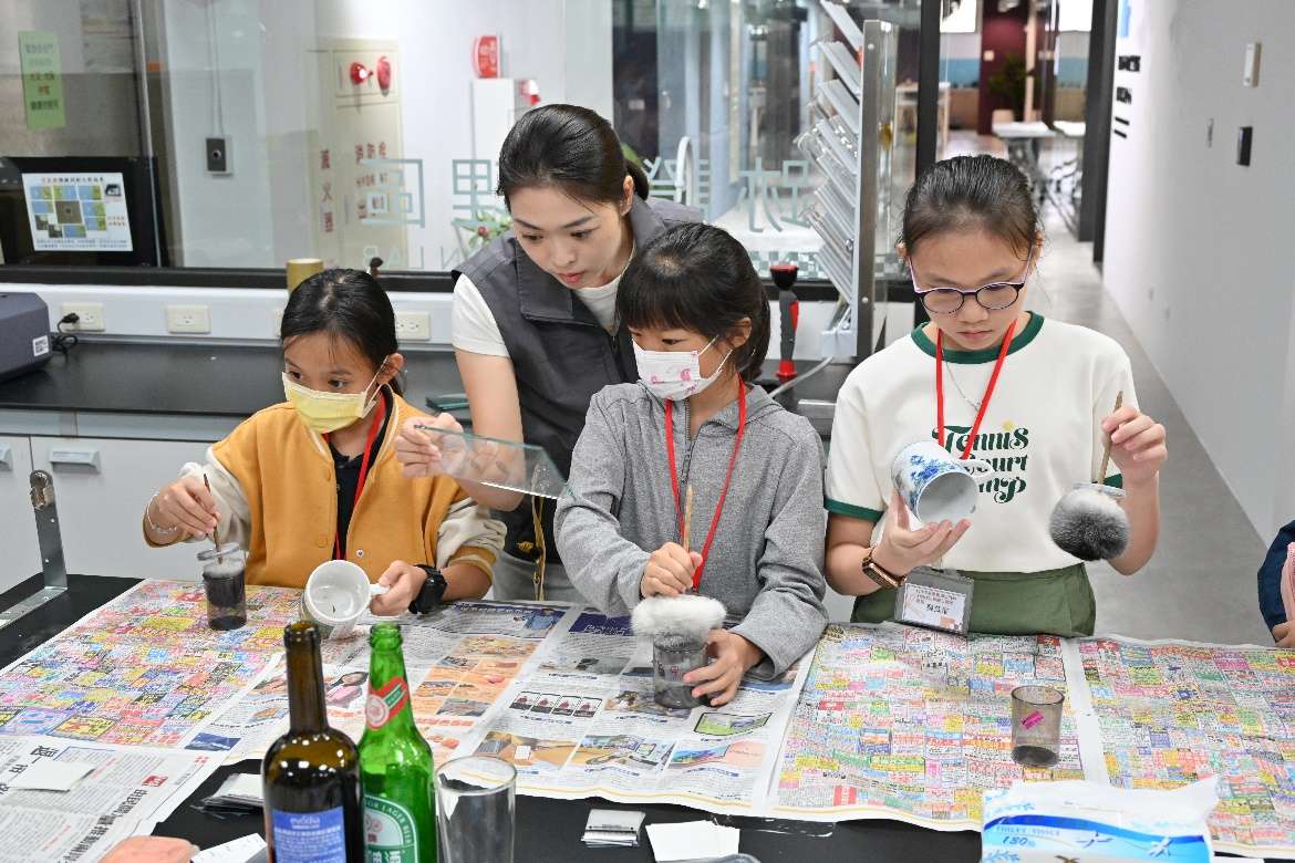 桃警鑑識中心大門敞開!小小福爾摩斯體驗激發科學潛能 20240815 2