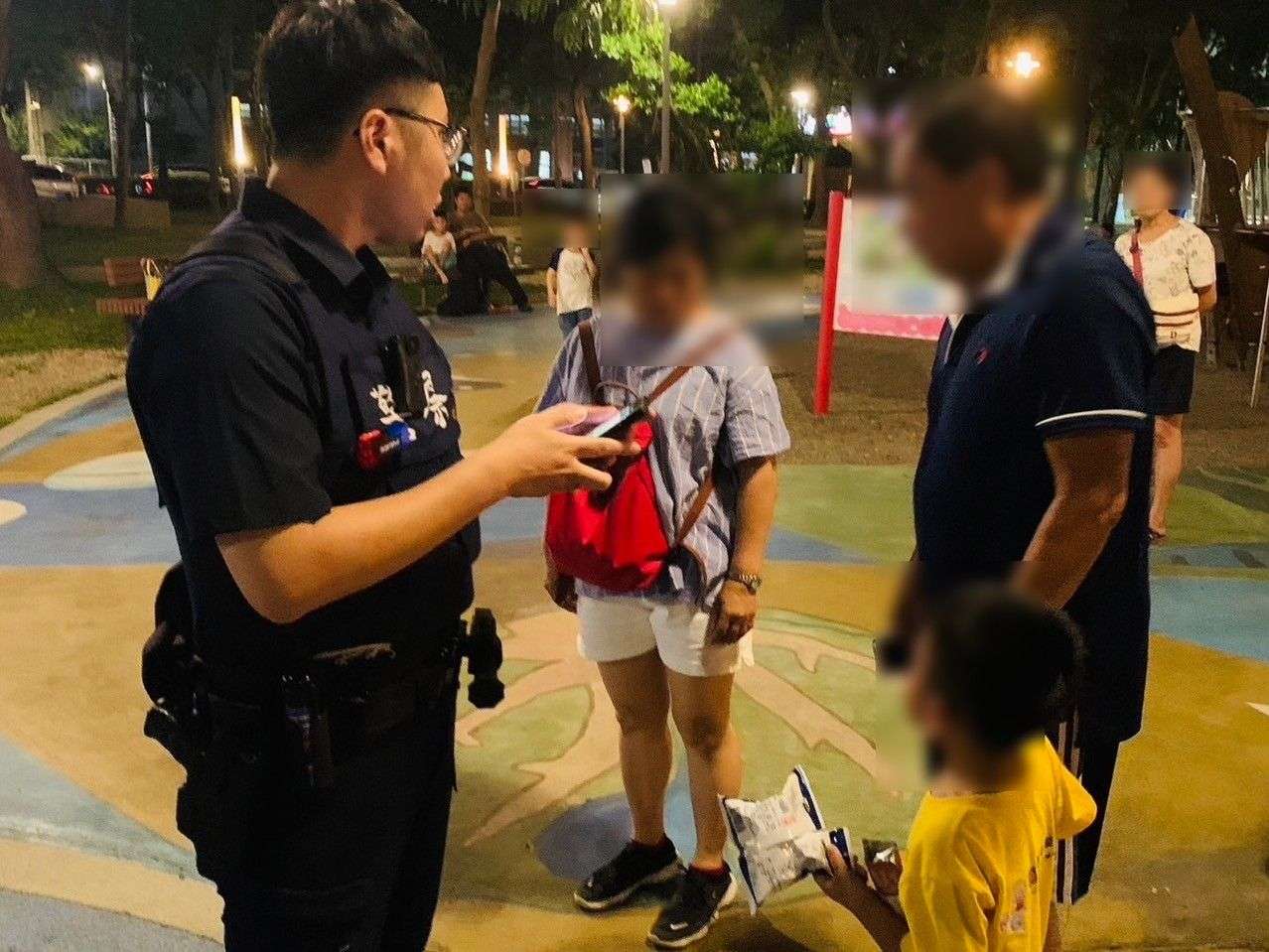 3歲童蹲人行道大哭 平鎮暖警助祖孫團圓 393071 0