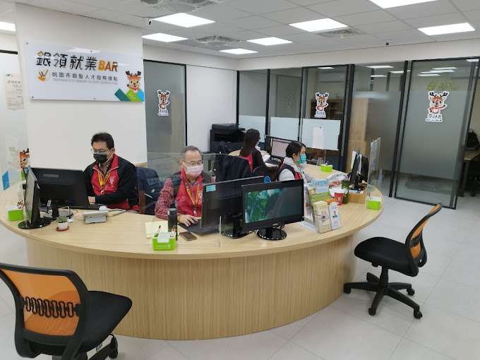 桃園就服處打造「銀領就業BAR」 助中高齡長輩開創職場第二春 44gsdgg 1
