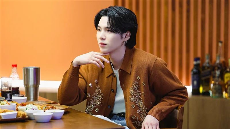 防彈SUGA酒駕 腦粉護航發起酒駕運動