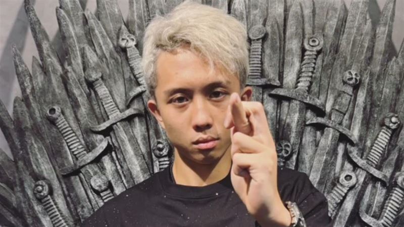 孫安佐爆錄節目狂碎念、掐脖評審 反遭呼巴掌