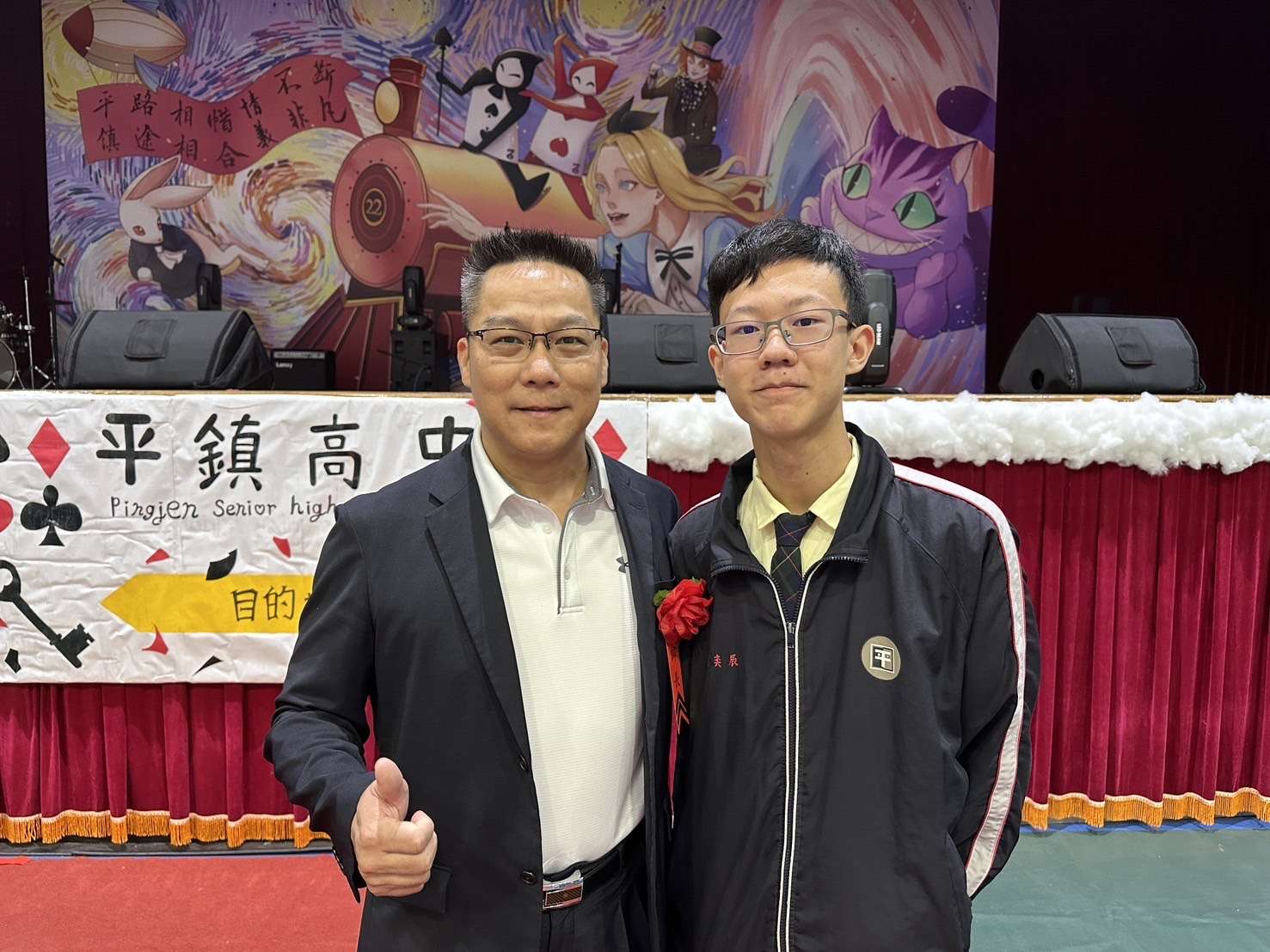 同時取得台、美2校畢業證書 平鎮高中雙聯學制畢業生錄取名校 5D33CDB6 6AD0 49A6 B4D4 553D2FBF920A