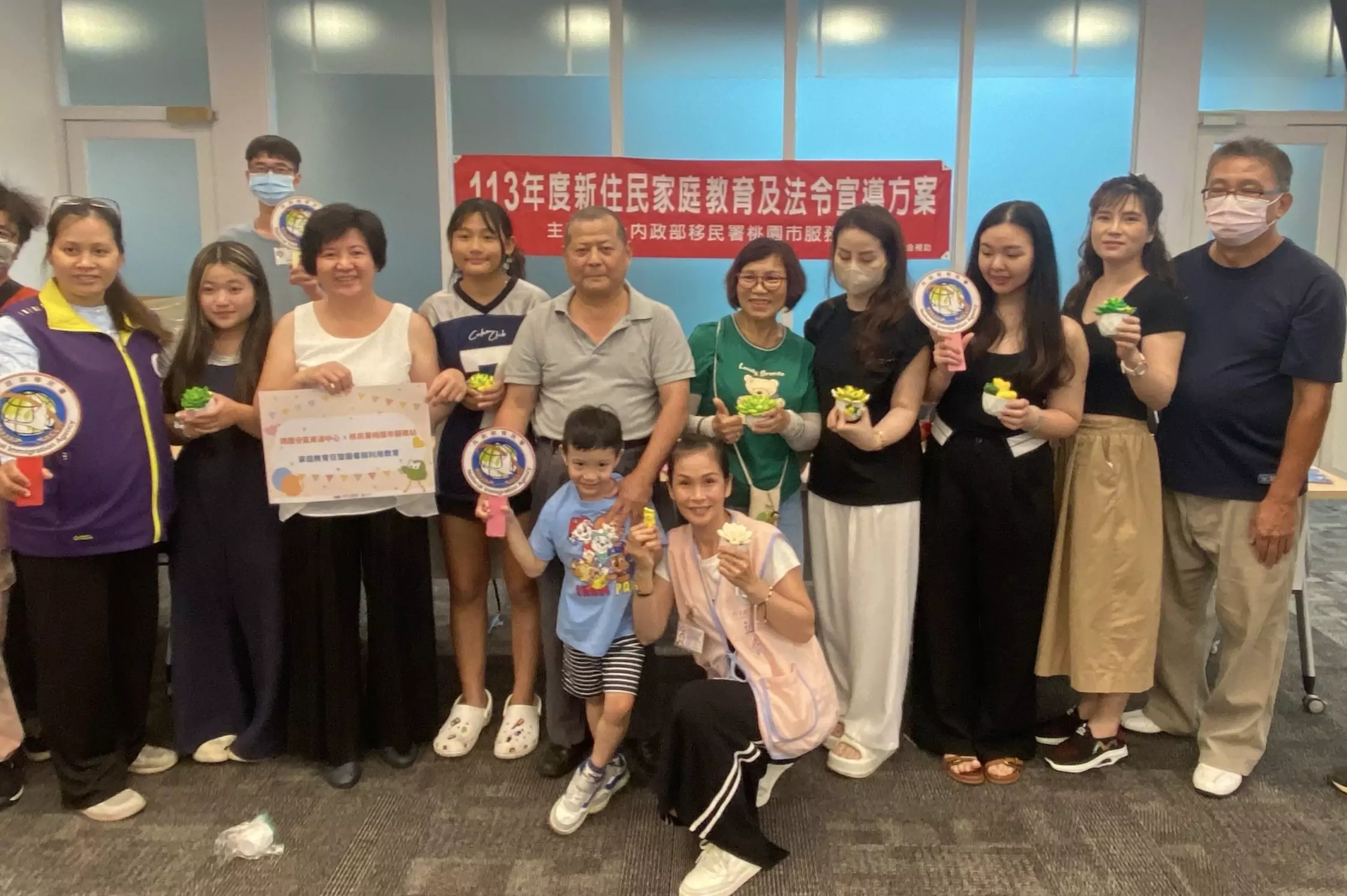 移民署桃園站法令宣導活動 新住民手作多肉植物分享來台經驗 8C87F2E2 D5FE 4860 B36F 727B98BC9608