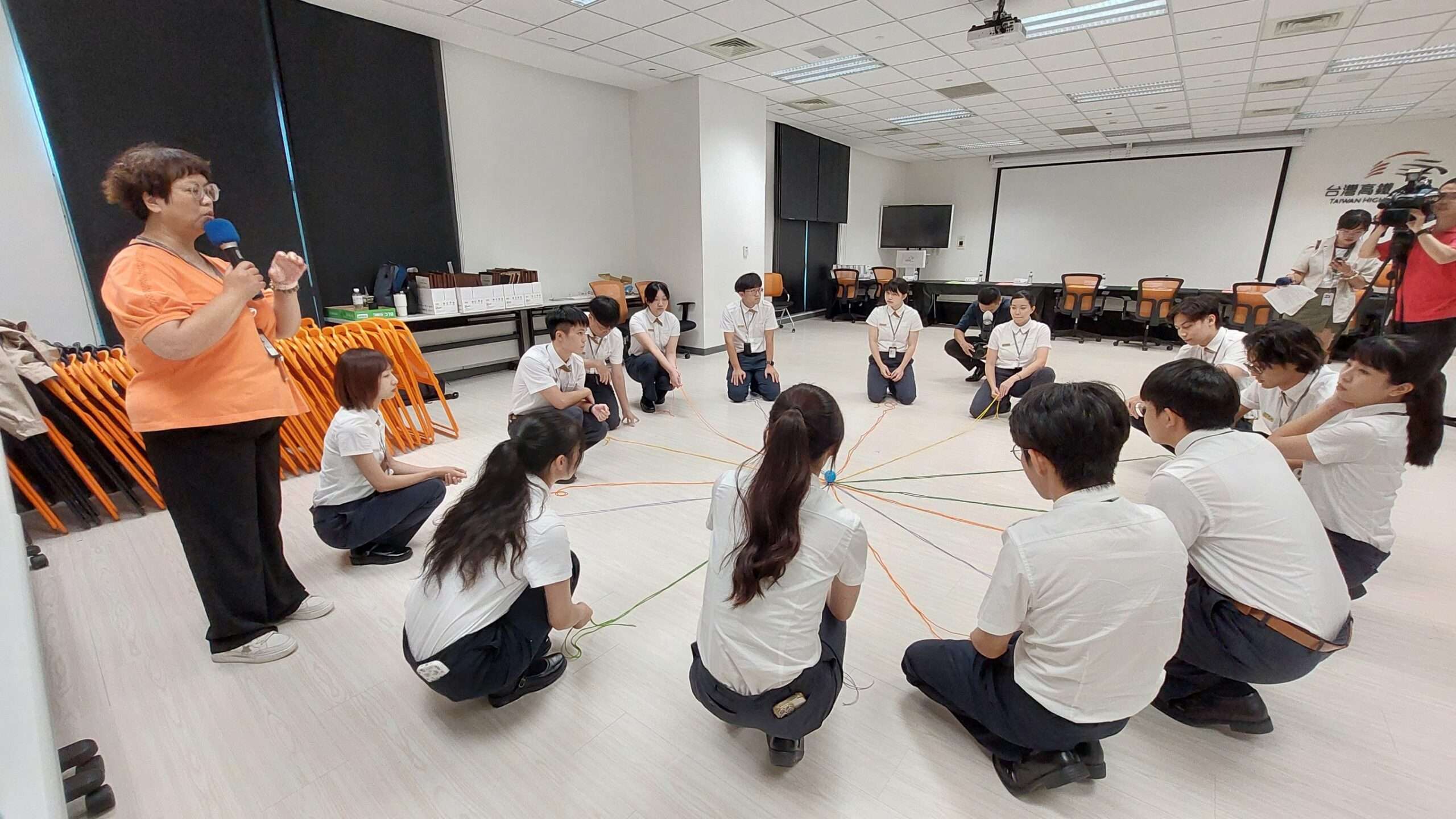 大學生夢幻職場!「台灣高鐵」連續三年排名前三名 978182 0 scaled