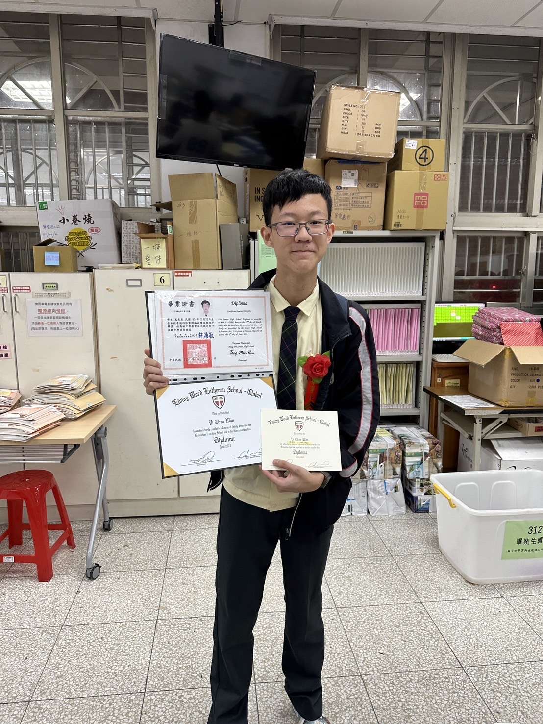 同時取得台、美2校畢業證書 平鎮高中雙聯學制畢業生錄取名校 C30F99A7 F075 41E6 82B2 0F1470664E43