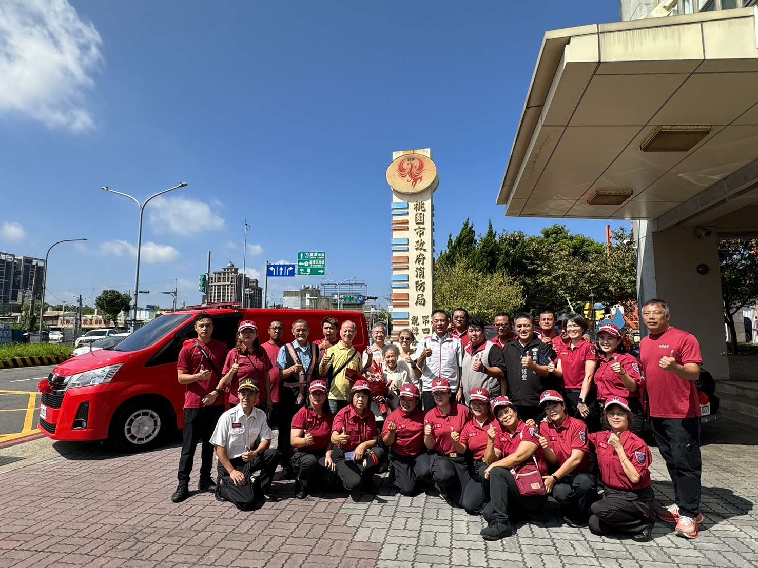 傳承父親遺志 桃園市民捐贈桃消復興、巴陵分隊災情勘查車 S 13951026 0