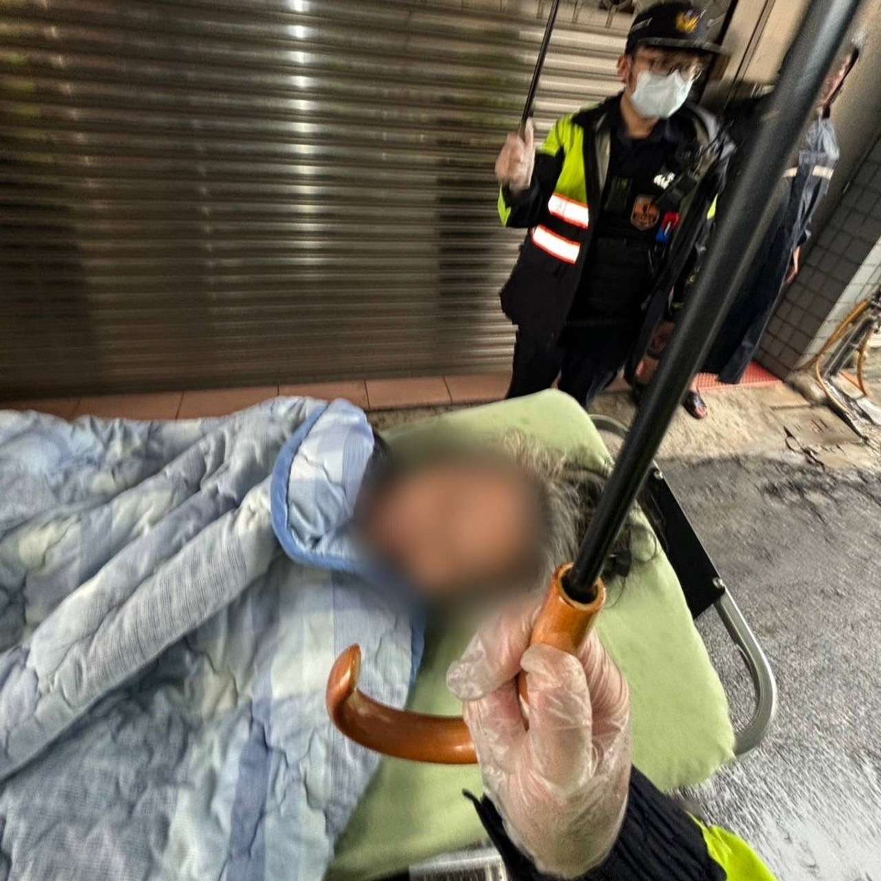 6旬失智婦獨居生活無法自理 八德暖警助通報安置 S 19603475