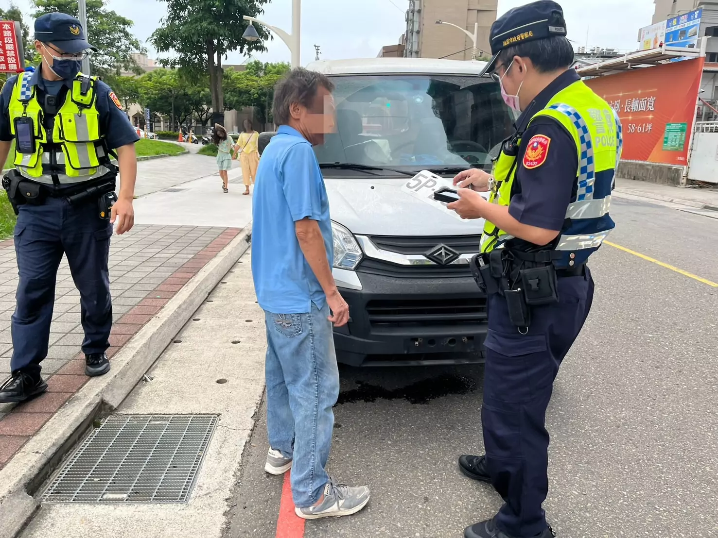掛偽造車牌被抓包 桃園翁稱:不知道是假的 掛偽造車牌被抓包 桃園翁稱:不知道是假的