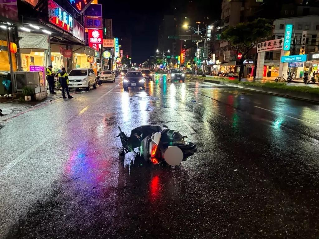 桃園龜山爛路坑洞害情侶天人永隔 陳雅倫建議重鋪道路 桃園龜山爛路坑洞害情侶天人永隔 陳雅倫建議重鋪道路