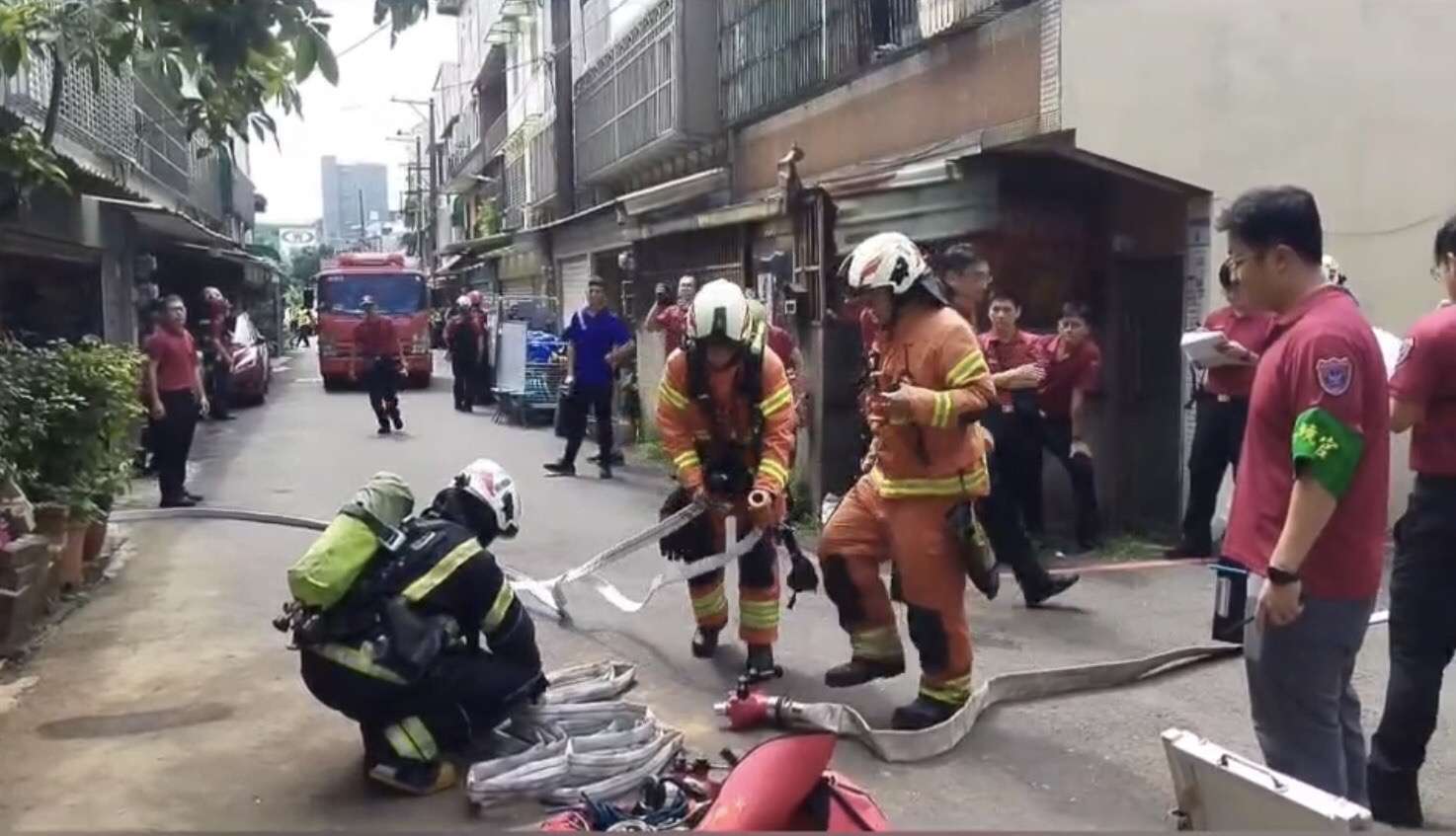 桃消陳莉婷督軍進行巷弄救災演練 提升社區安全 S 40181852 0