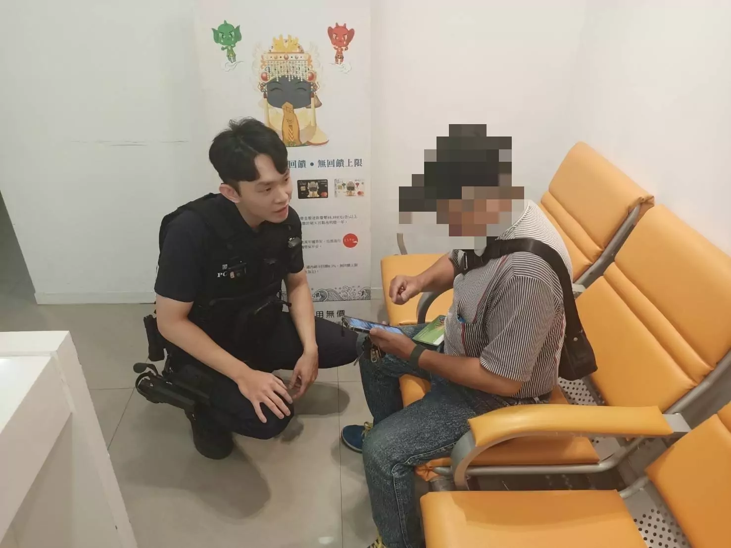 6旬翁想靠進口菸酒賺錢 楊梅警戳破詐團謊言 6旬翁想靠進口菸酒賺錢 楊梅警戳破詐團謊言