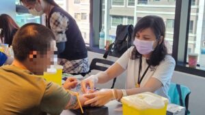 接受愛滋篩檢接種Mpox疫苗送好禮 浪漫過七夕別忘保護伴侶健康