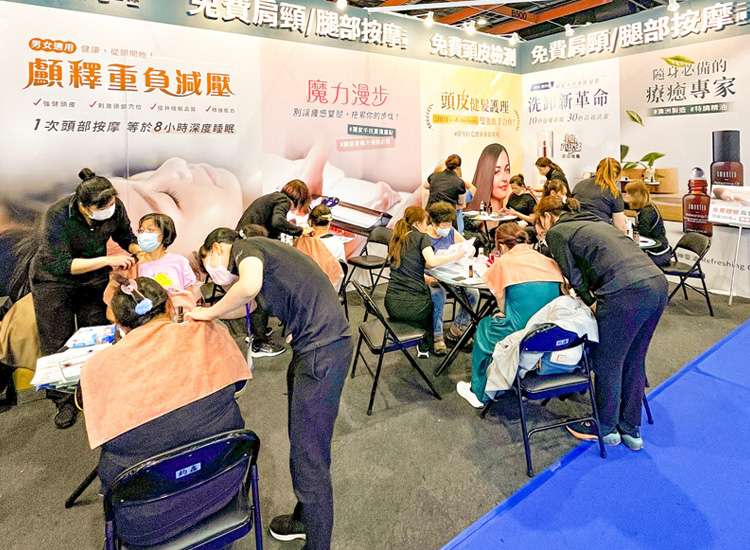 圖二、科宇集團年度贊助賽事， 全大運聖火傳承 0 2